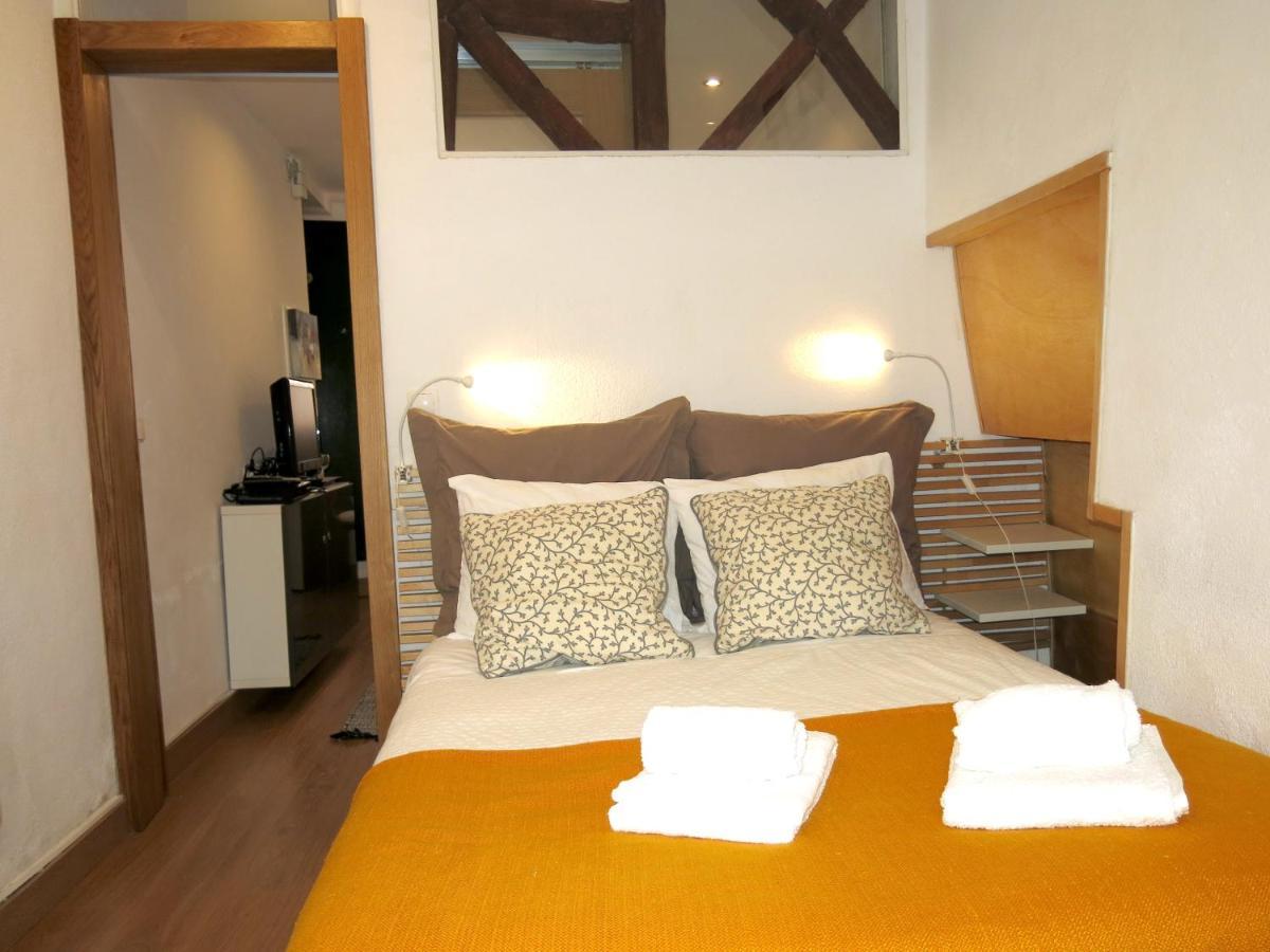 Apartments In The Castle Of S Jorge Lisbon Bagian luar foto